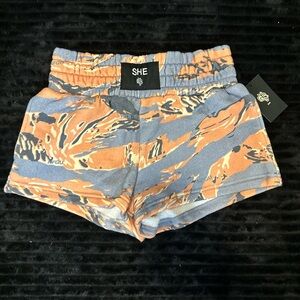 DARC SPORT WOMENS SWEATSHORTS